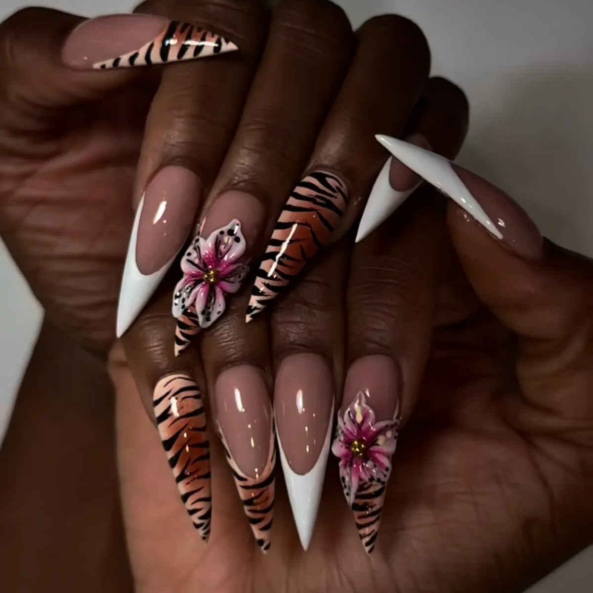 Leopard Bow & Pearl Press-On Nails