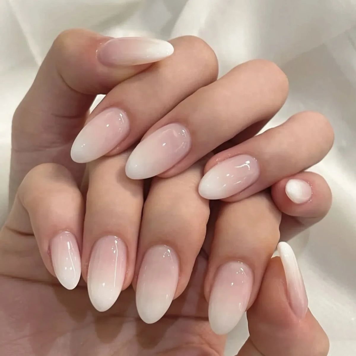 Metallic Cat-Eye French Press-On Nails