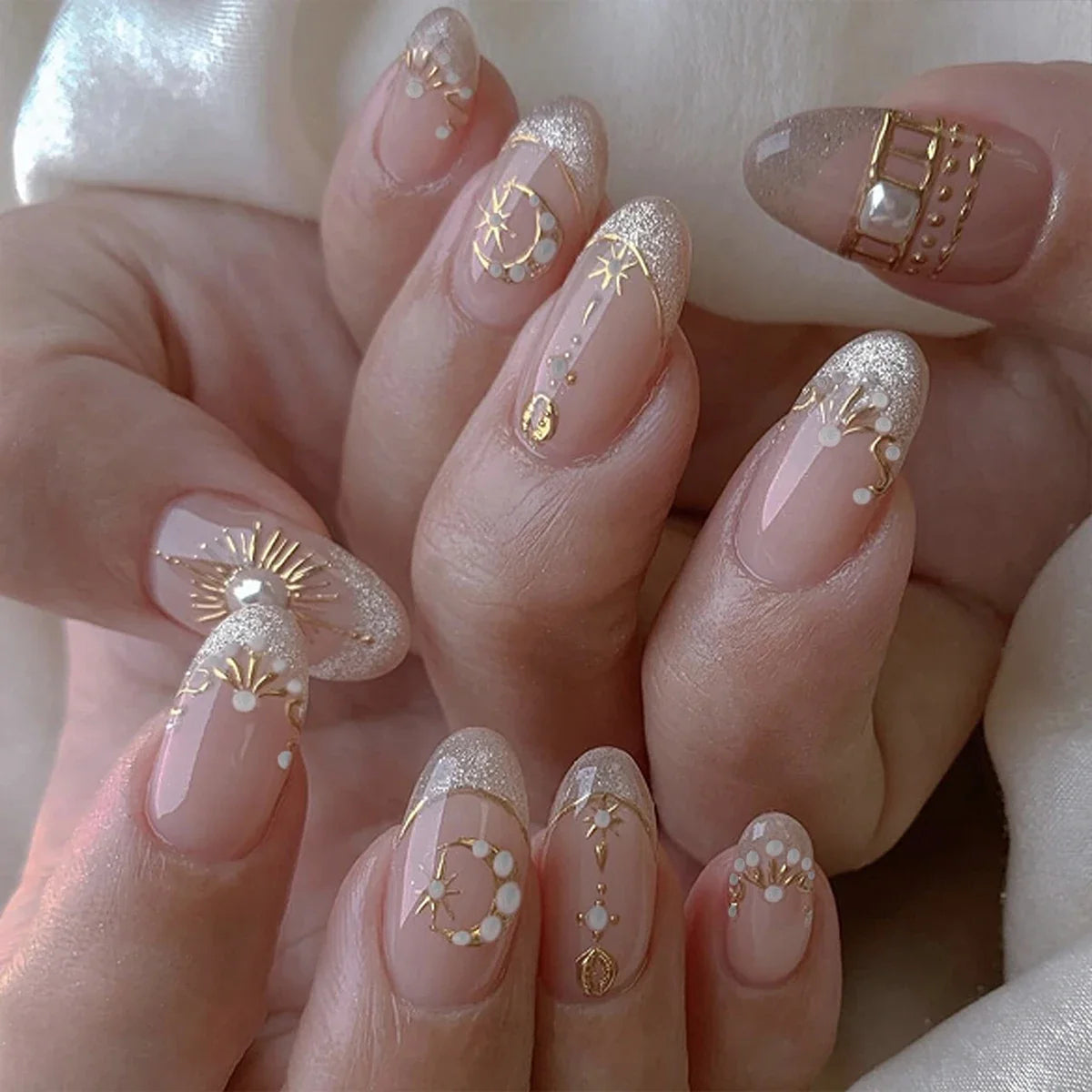 Metallic Cat-Eye French Press-On Nails